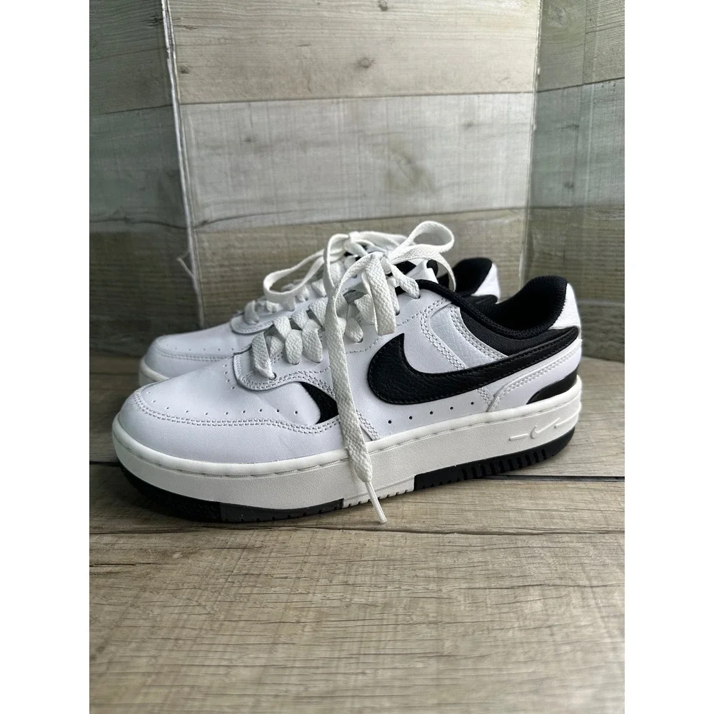 Nike Gamma Force White Black Low Top Platform Sneakers DX9176-100 Womens 6.5